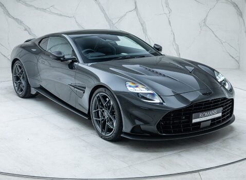 Aston Martin Vanquish V12 11