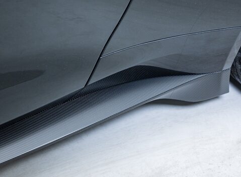 Aston Martin Vanquish V12 47