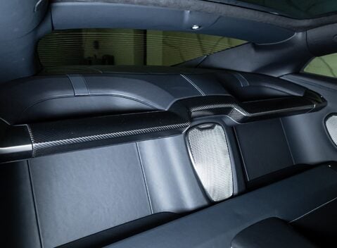 Aston Martin Vanquish V12 33