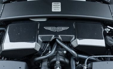 Aston Martin Vanquish V12 55