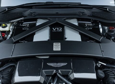 Aston Martin Vanquish V12 54