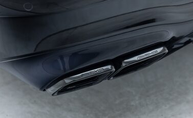 Mercedes-Benz SL Class AMG SL63 42