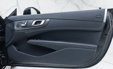 Mercedes-Benz SL Class AMG SL63 31