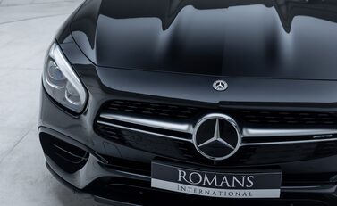 Mercedes-Benz SL Class AMG SL63 35