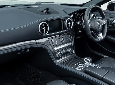 Mercedes-Benz SL Class AMG SL63 22