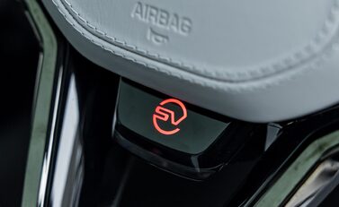 Land Rover Range Rover Sport P635 SV EDITION ONE 31