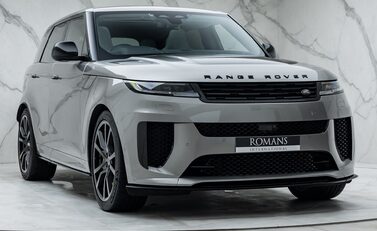 Land Rover Range Rover Sport P635 SV EDITION ONE 8
