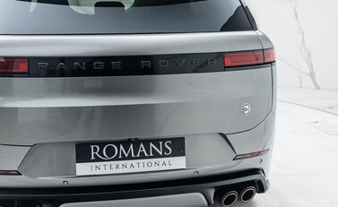 Land Rover Range Rover Sport P635 SV EDITION ONE 42