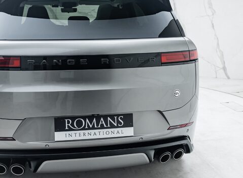 Land Rover Range Rover Sport P635 SV EDITION ONE 42