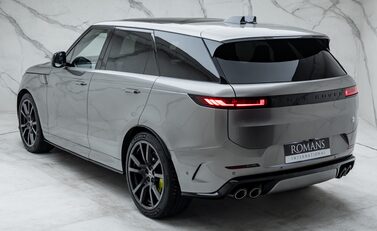 Land Rover Range Rover Sport P635 SV EDITION ONE 7