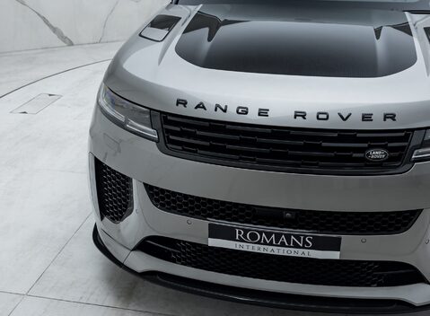 Land Rover Range Rover Sport P635 SV EDITION ONE 33