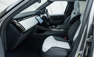 Land Rover Range Rover Sport P635 SV EDITION ONE 18