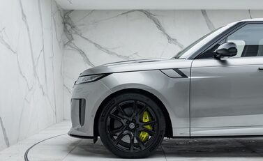 Land Rover Range Rover Sport P635 SV EDITION ONE 38