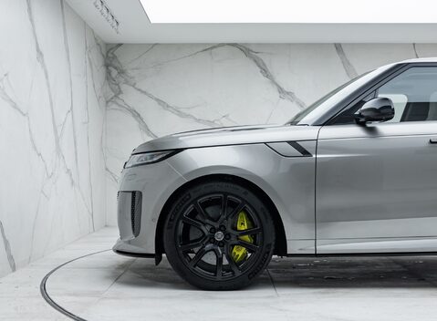 Land Rover Range Rover Sport P635 SV EDITION ONE 38
