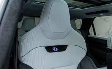 Land Rover Range Rover Sport P635 SV EDITION ONE 19