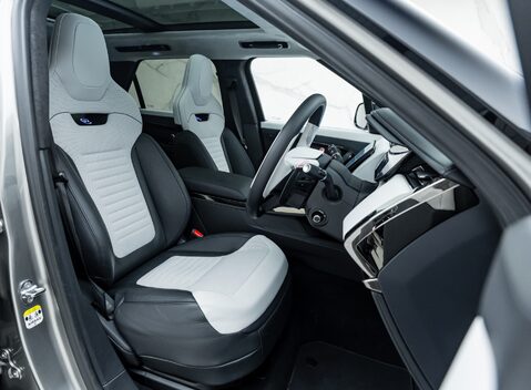 Land Rover Range Rover Sport P635 SV EDITION ONE 12