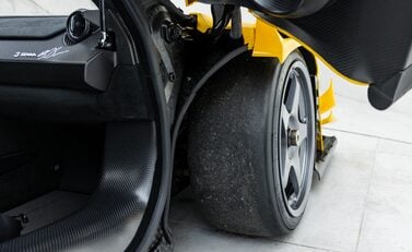 McLaren Senna GTR LM 42