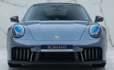Porsche 911 Carrera 4 GTS (992.2) 4