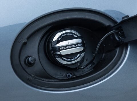 Porsche 911 Carrera 4 GTS (992.2) 43