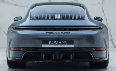 Porsche 911 Carrera 4 GTS (992.2) 5