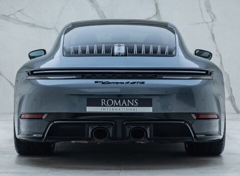 Porsche 911 Carrera 4 GTS (992.2) 5
