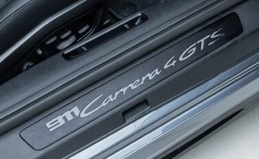 Porsche 911 Carrera 4 GTS (992.2) 27