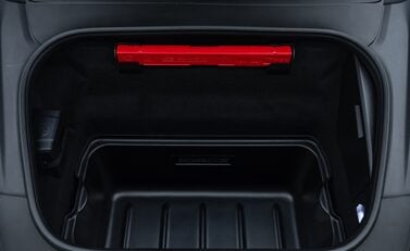 Porsche 911 Carrera 4 GTS (992.2) 45