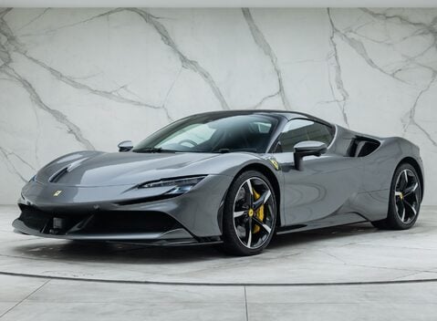 Ferrari SF90 SPIDER 5