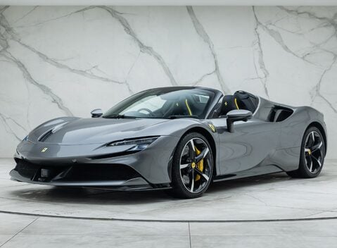 Ferrari SF90 SPIDER 1