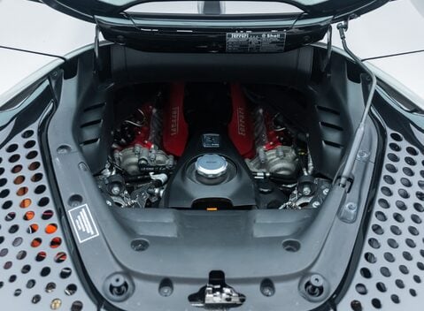 Ferrari SF90 SPIDER 45