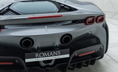 Ferrari SF90 SPIDER 30