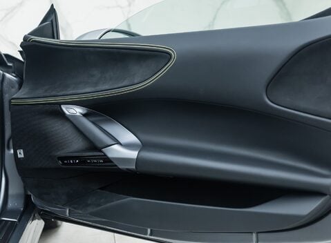 Ferrari SF90 SPIDER 26