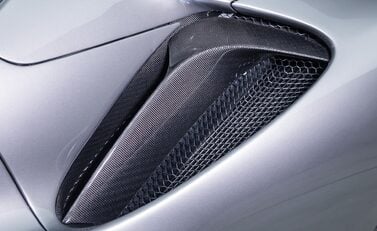 Ferrari SF90 SPIDER 37