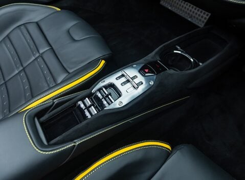 Ferrari SF90 SPIDER 23