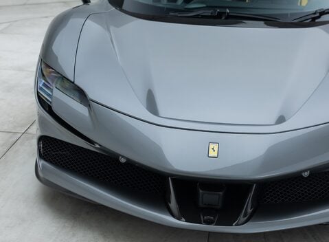 Ferrari SF90 SPIDER 29