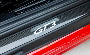 Porsche 911 GT3 (991.2) 19