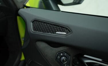 Lamborghini Huracan Sterrato 24