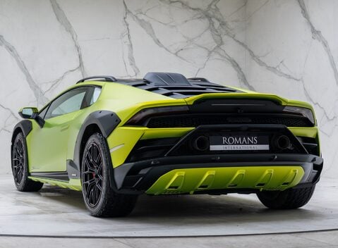 Lamborghini Huracan Sterrato 10