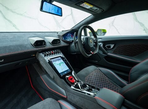 Lamborghini Huracan Sterrato 17