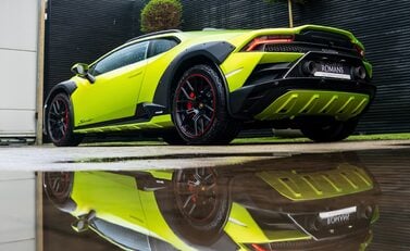 Lamborghini Huracan Sterrato 4