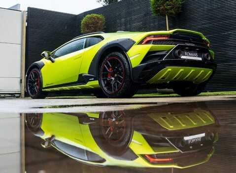 Lamborghini Huracan Sterrato 4