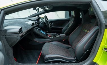 Lamborghini Huracan Sterrato 16