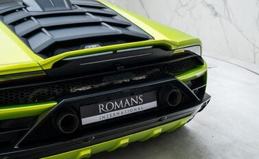 Lamborghini Huracan Sterrato 28