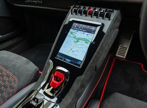 Lamborghini Huracan Sterrato 21