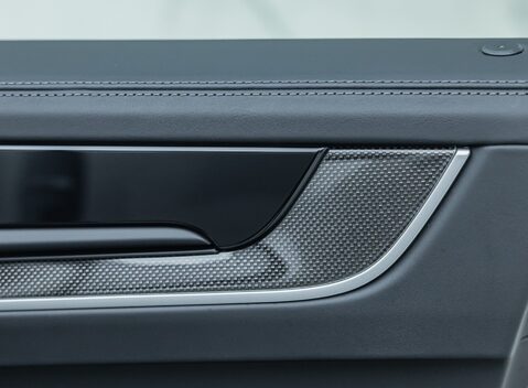 Porsche Cayenne TURBO E-HYBRID COUPE 30