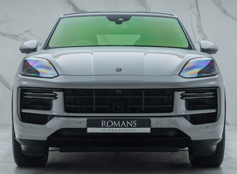 Porsche Cayenne TURBO E-HYBRID COUPE 7