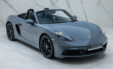 Porsche 718 BOXSTER GTS PDK 14