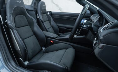 Porsche 718 BOXSTER GTS PDK 17