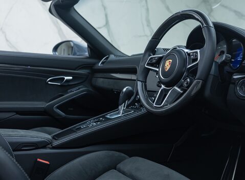 Porsche 718 BOXSTER GTS PDK 16