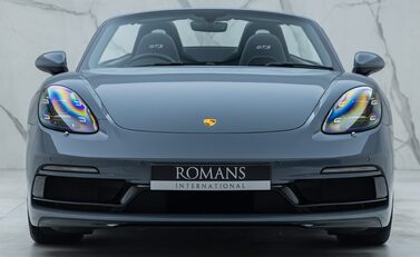 Porsche 718 BOXSTER GTS PDK 10